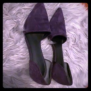 Vince Camuto Flat Points